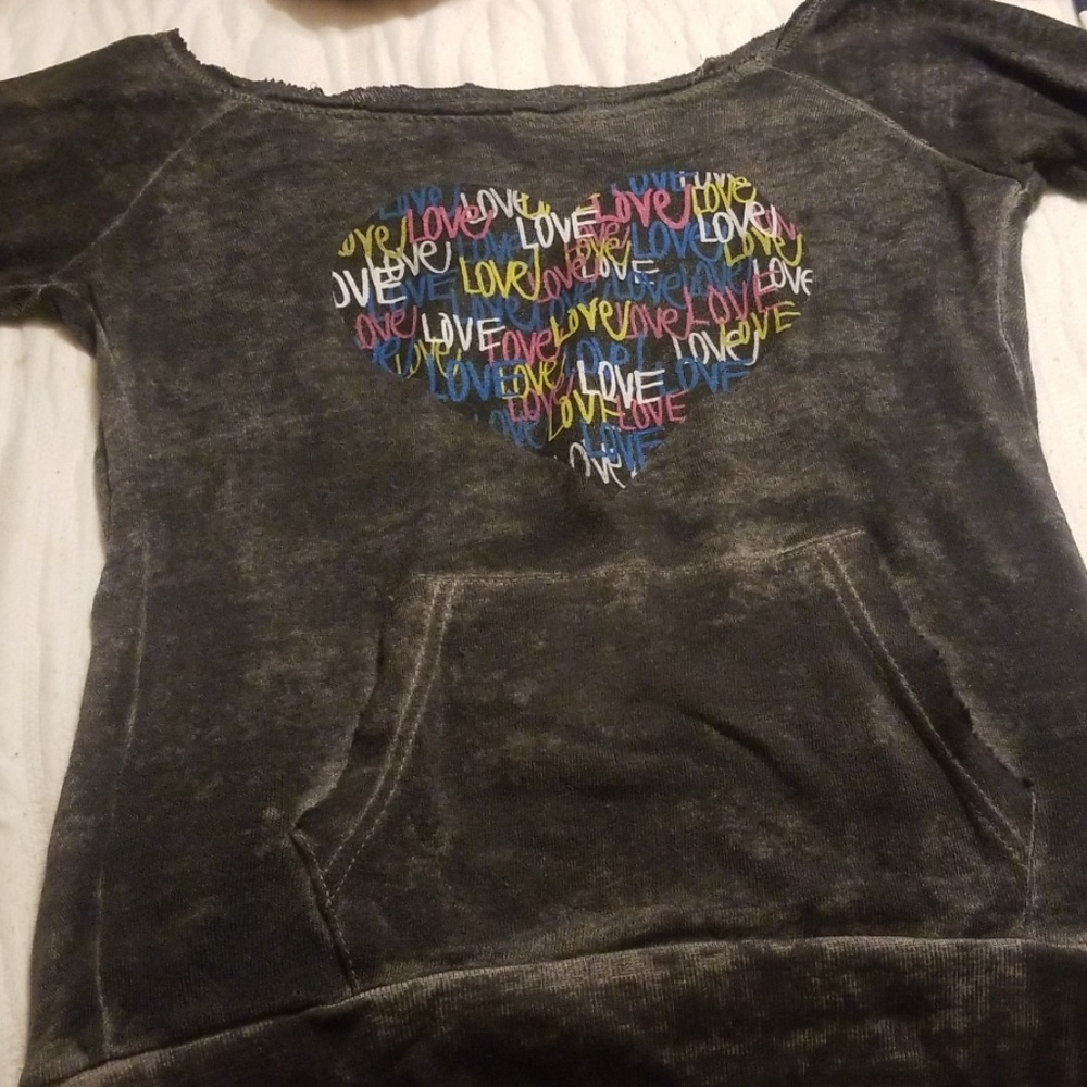 Off one should shirt